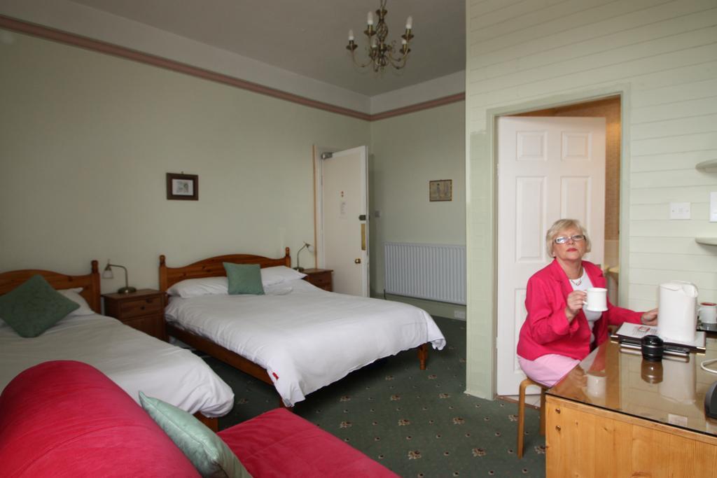 Somerset House B&B Grange-over-Sands Exterior foto