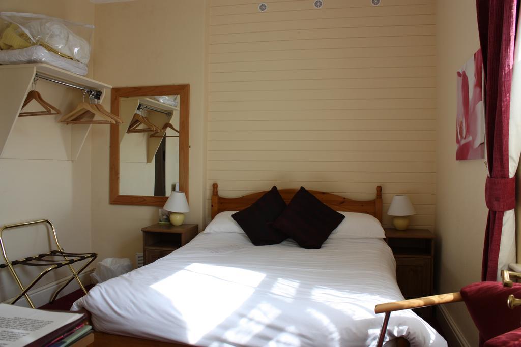 Somerset House B&B Grange-over-Sands Exterior foto